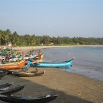 Murudeshwar Beach, Mangaluru. Image source Thom's Blog http://manthoin1.blogspot.in/2010/04/murudeshwar-beach-karnataka.html